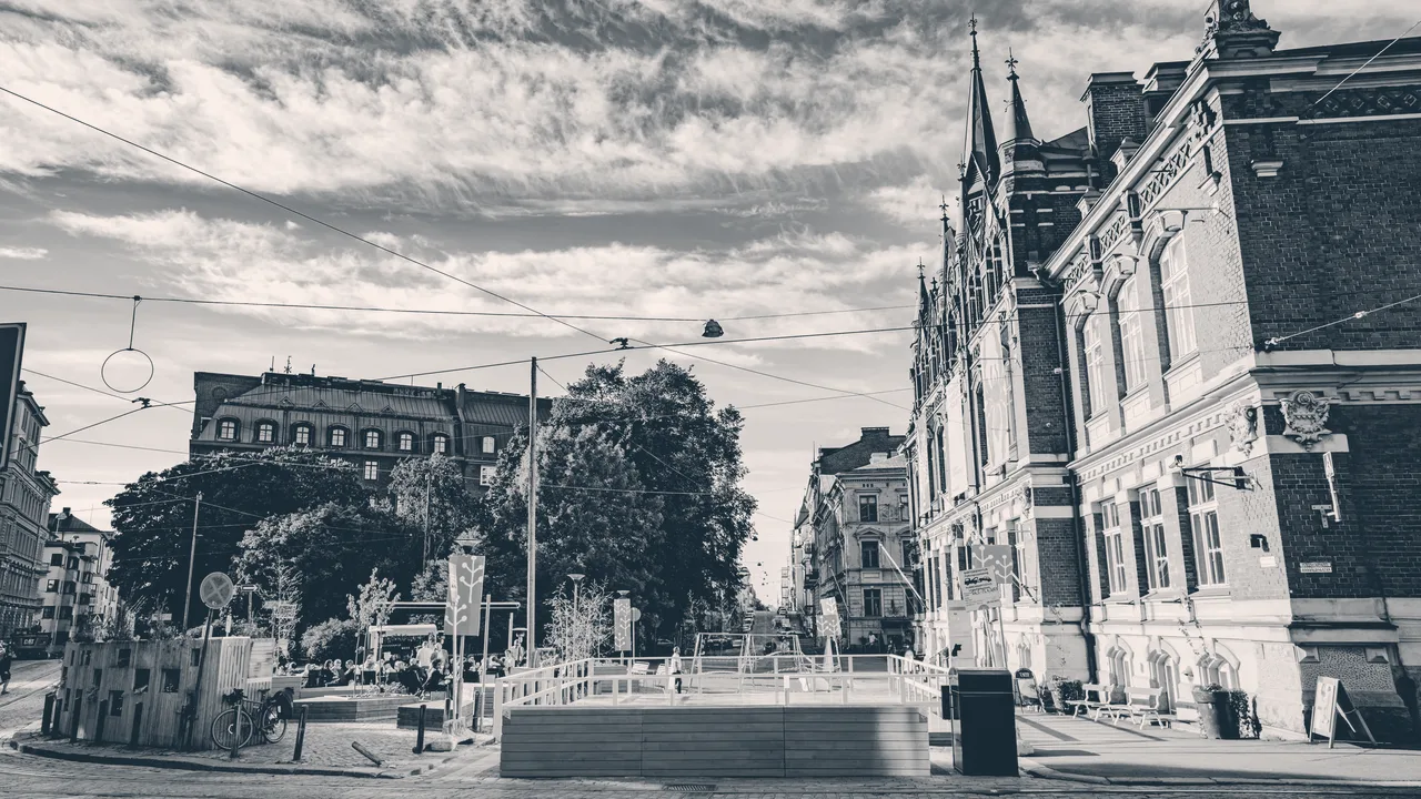 No capacity to match the urgency &mdash; the scene drained to duotone