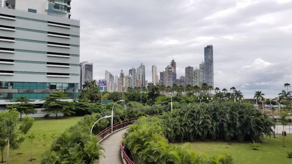 The Panama City waterfront today: promenade, park and skyline